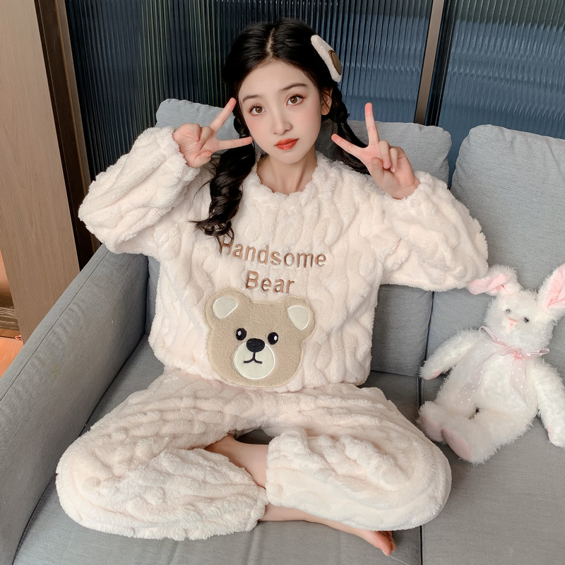 女童小熊法兰绒休闲保暖睡衣套装