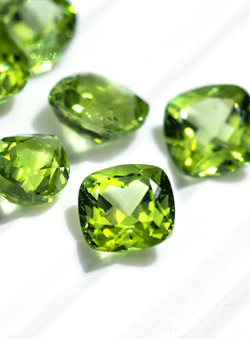 Mozz天然缅甸橄榄石裸石 水滴梨形绿色宝石戒指面吊坠耳钉18k订制