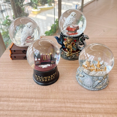 哈利波特周边霍格沃茨魔法学院城堡飘雪水晶球摆件生日生日礼物