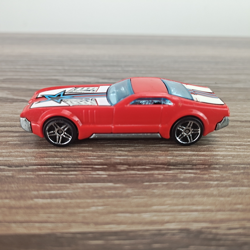 风火轮合金车肌肉跑车越野车1/64汽车模型老爷车复古赛车玩具车载