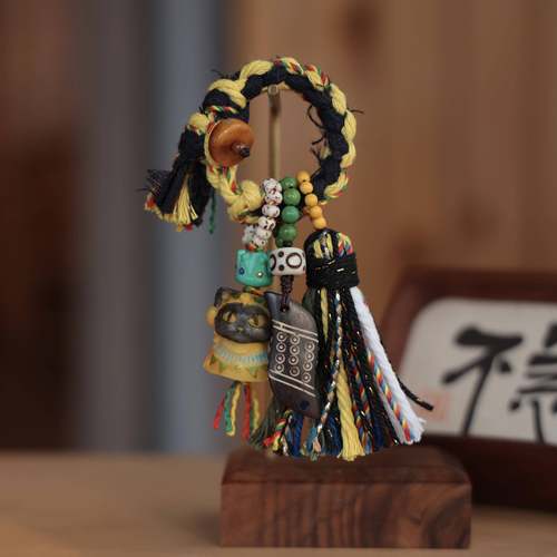 象牙果法老猫菱镁矿皇冠牛骨柳叶牌包挂钥匙扣挂件原创森系流苏