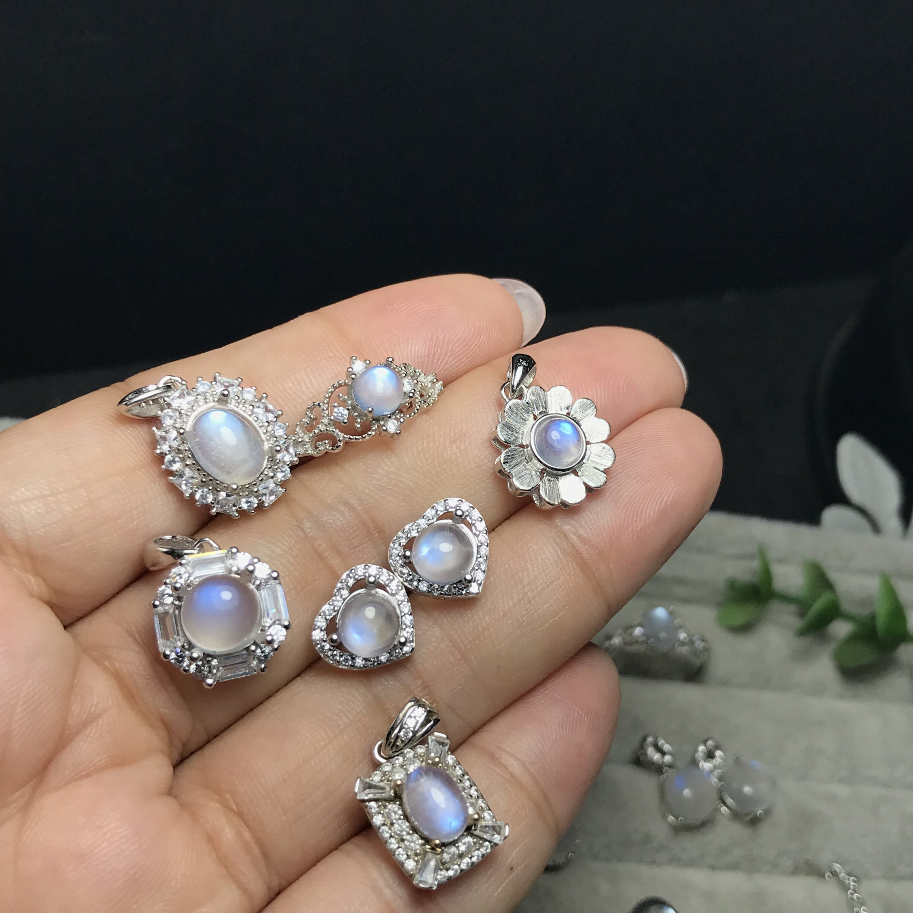 #s925银新品天然奶油月光石成品