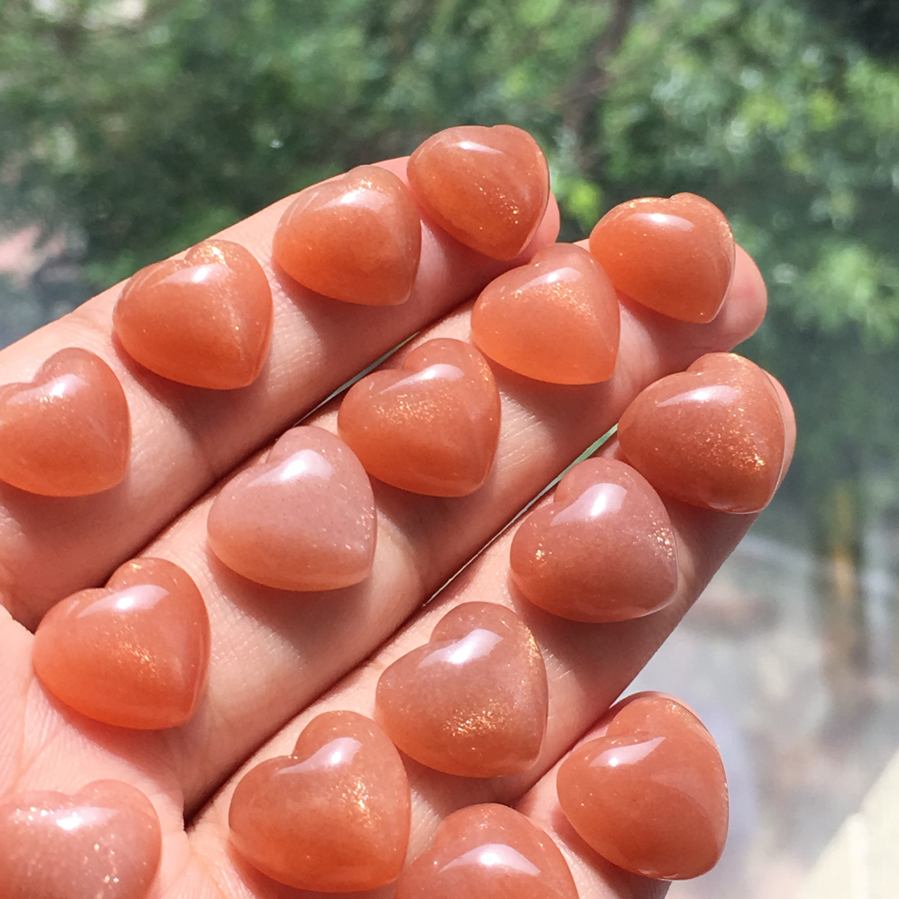 9月1日天然太阳石单面平底爱心裸石吊坠可镶嵌绕线吊坠 打孔备注