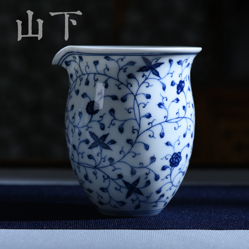 华青堂经典缠枝莲系列公道杯瓷器