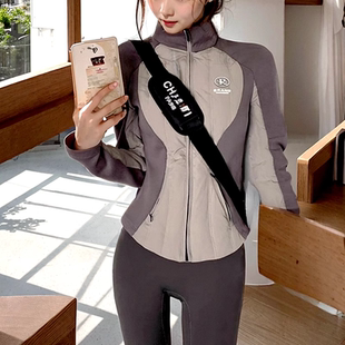 地球店灰色拼接收腰轻薄羽绒服女秋冬短款修身显瘦小众设计感外套