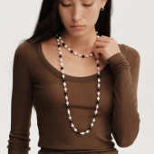 CnHnOn脂肪商店 小众天然淡水珍珠黑玛瑙串珠叠戴长项链毛衣链