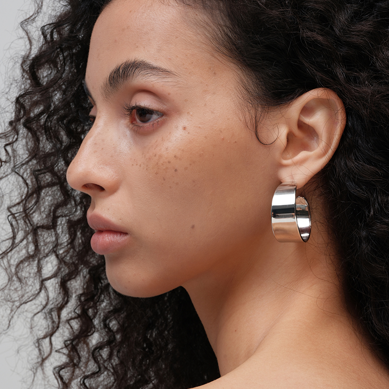 【CnHnOn脂肪商店】欧美高级简约光面宽圈都市时髦大耳圈耳环