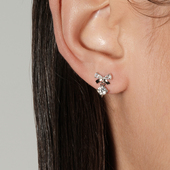 s999纯银迷你蝴蝶结微镶钻法式 CnHnOn脂肪商店 优雅简约耳钉