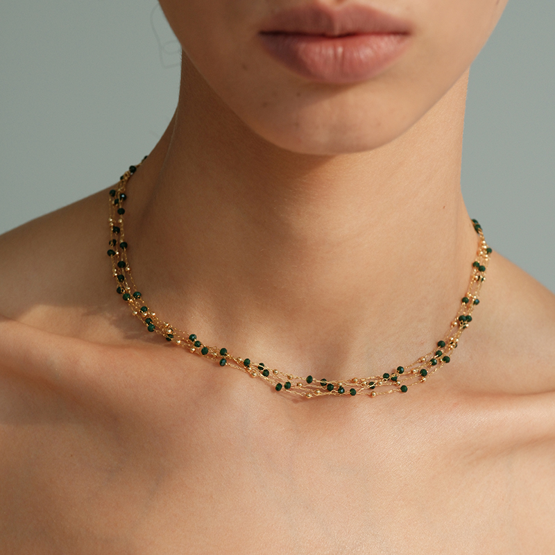 【CnHnOn脂肪商店】散落的绿宝石星星点点 层叠黑金尖锁骨项链