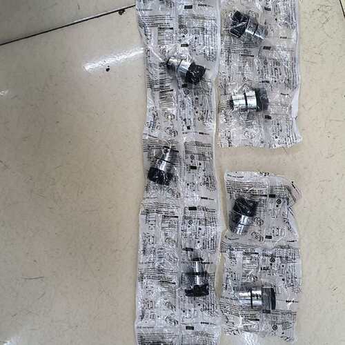 议价按钮开关ZB2-BD3C、两个