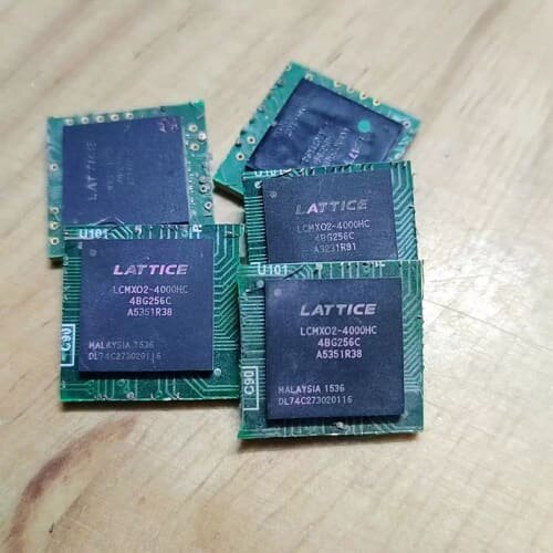 议价LCMXO2-4000HC4BG256C LCMX02-40