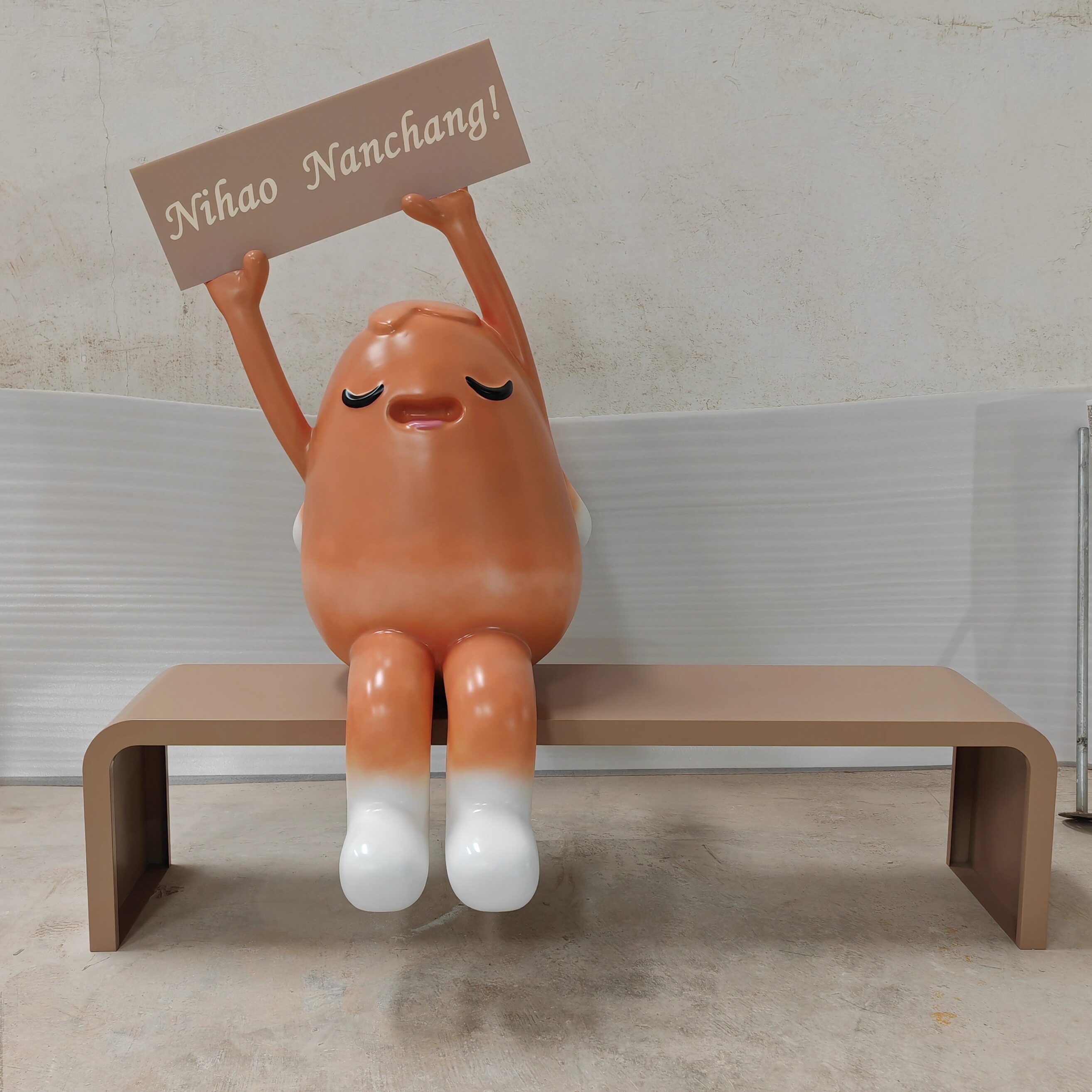 仿美式流行你好酒店前台大堂玻璃钢仿陶雕塑桌面落地公仔艺术摆件