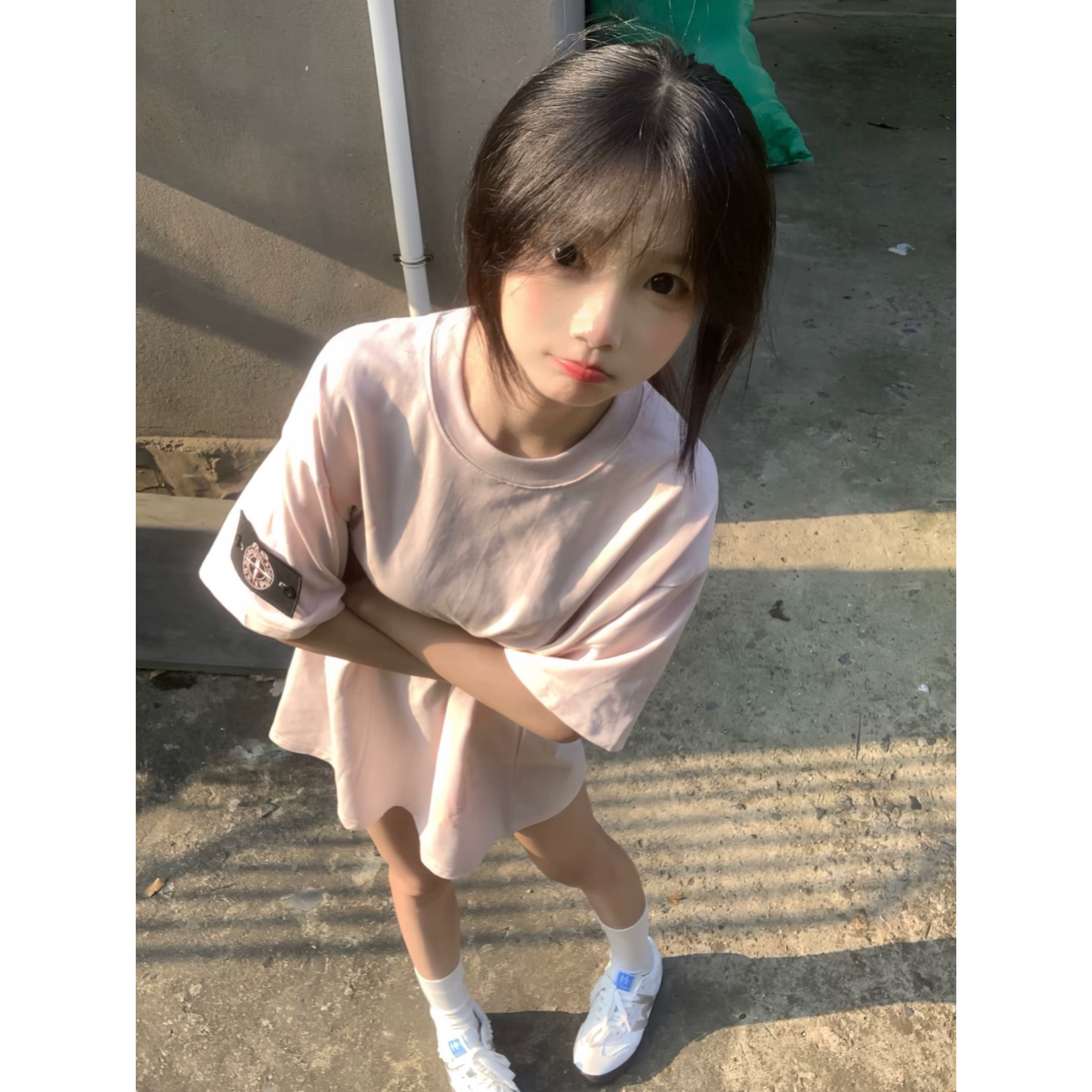 国潮牌立体浮雕字母印花短袖t恤女夏宽松设计感小众纯棉半袖上衣图片