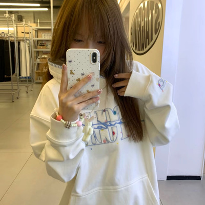 国潮牌彩色波点字母刺绣连帽卫衣