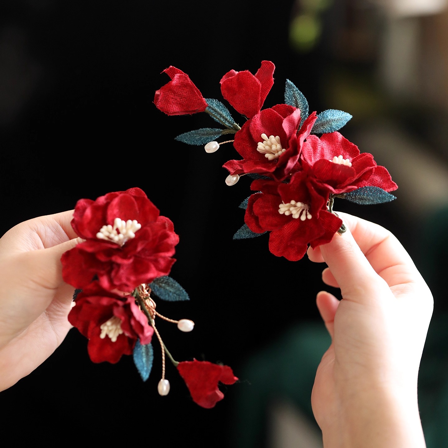 秀禾头饰古风红色布艺花朵盘发发夹新娘汉服头饰旗袍配饰侧边夹子