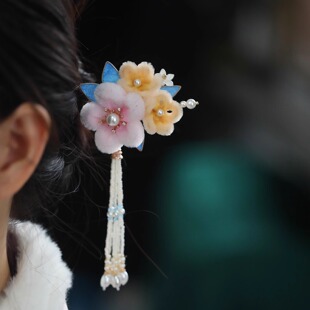 秋冬毛茸花朵汉服头饰盘发步摇流苏古风发簪丸子头马面裙u型簪子