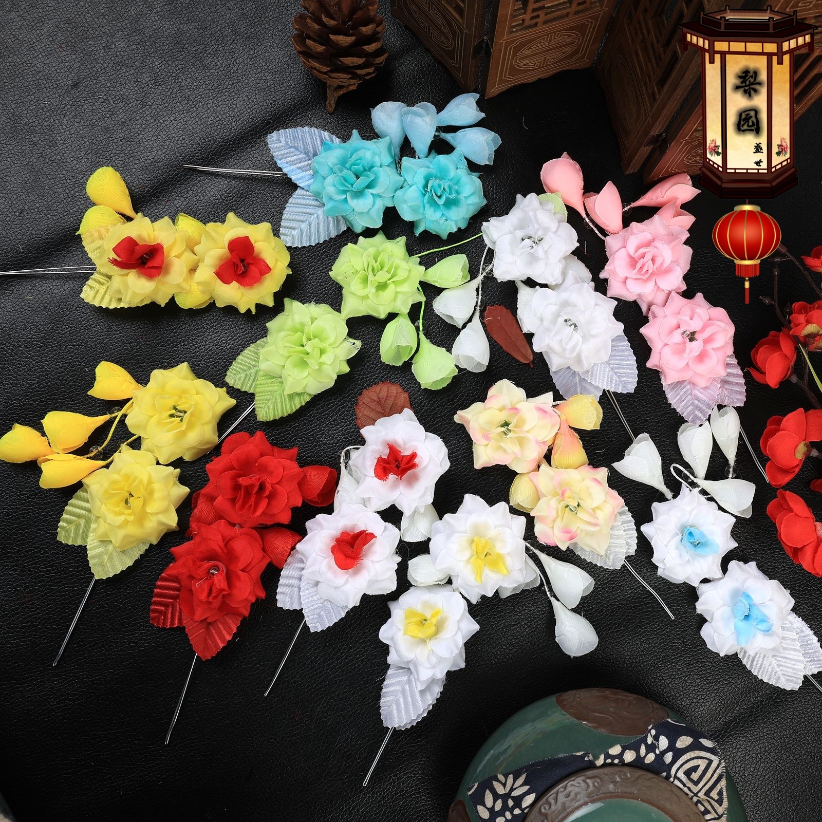 戏曲包头用品青衣花旦小姐头饰戏剧鬓花绢花耳边花绢花京越剧头花