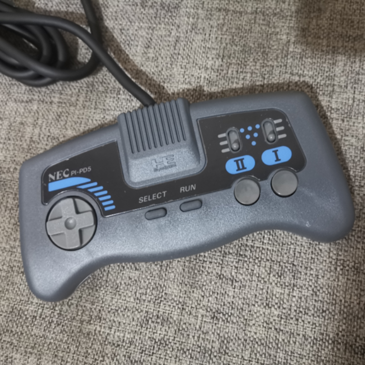 中古9新 PCE PCE DUO主机适用的 原装 改良型 连发手柄 飞碟机用