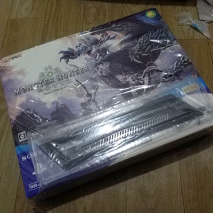 主机 PS4 怪物猎人世界同捆版 日版 非港版 游戏机 全新原装