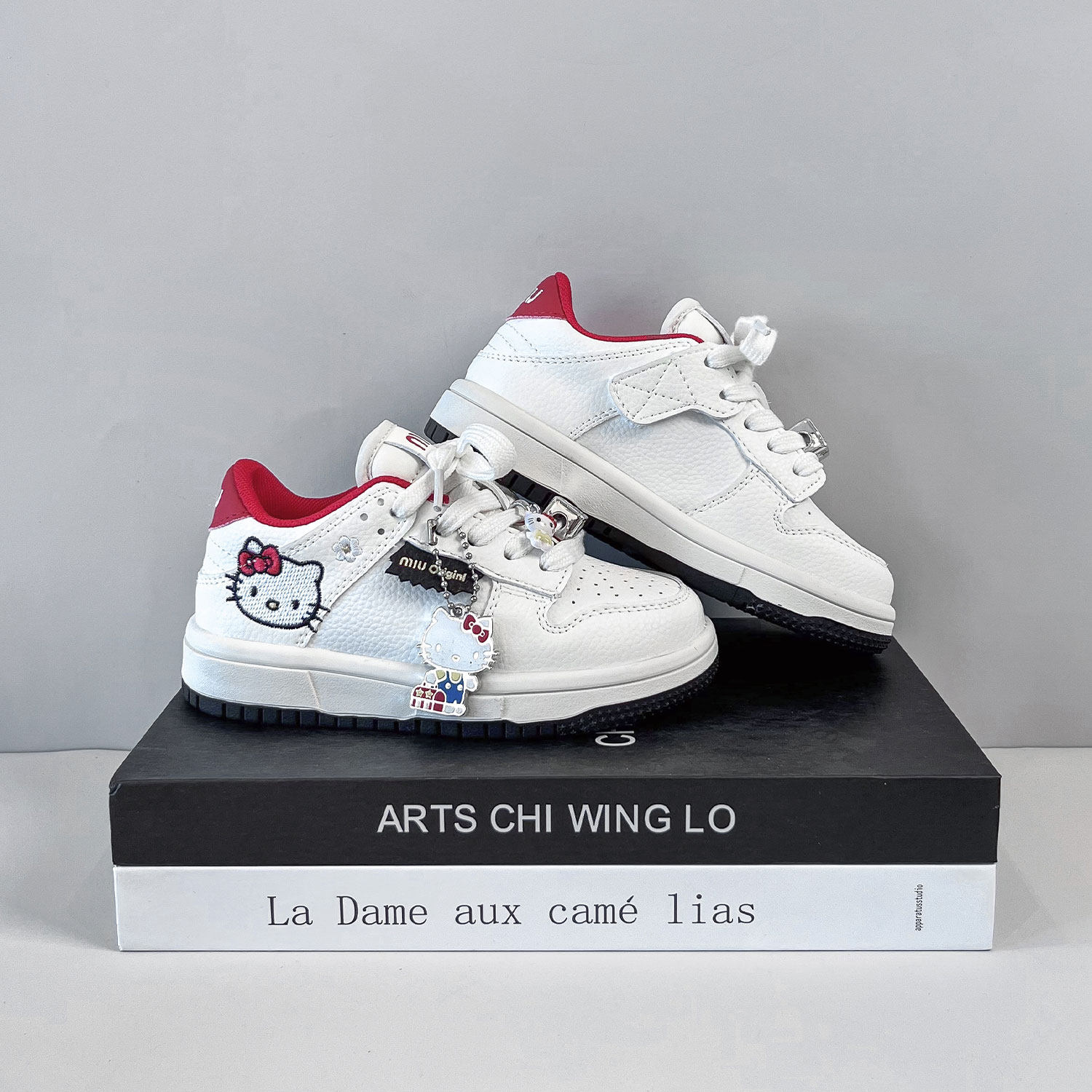 Kitty猫咪小白鞋女童鞋子2026新款春秋韩版男童运动鞋儿童休闲鞋