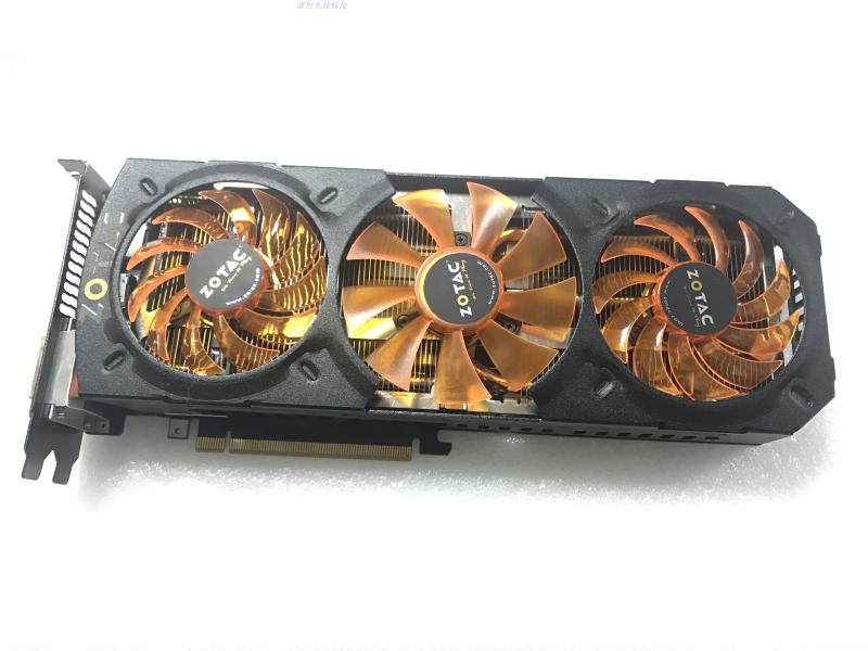 980