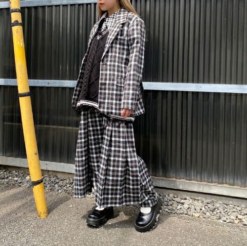 英伦格子收腰腰带修身西装外套