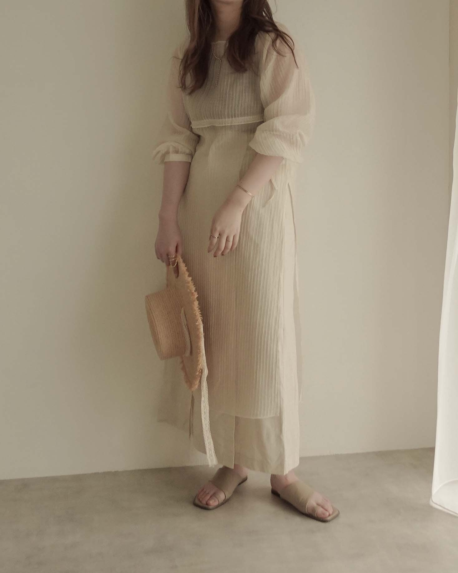 淡色甜美森系薄款连衣裙裤子套装