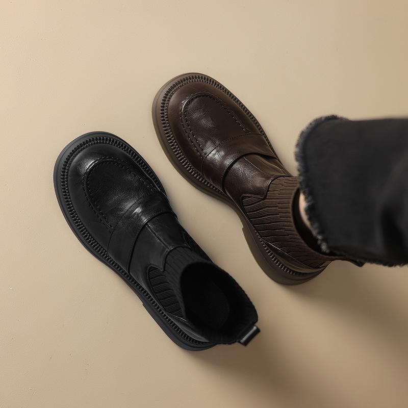 圆头粗跟大码女靴软皮软底