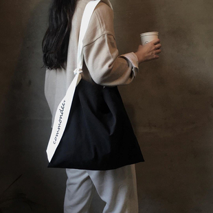 小众设计单肩斜挎帆布包新款 小布自制 大容量日系文艺女包休闲包