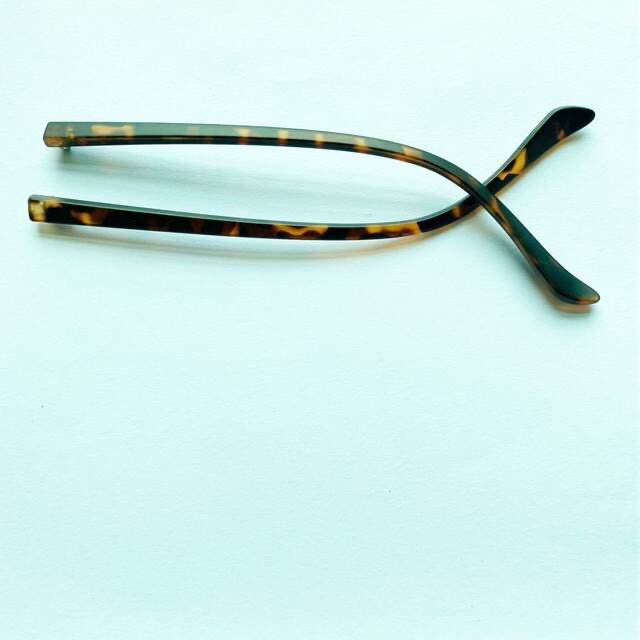 眼睛腿单牙玳瑁色通用配件牙厚1.0mm腿宽6mm牙高7mm腿长140mm /对