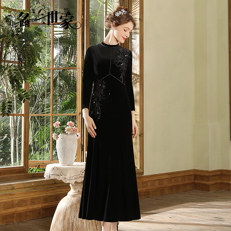 名兰世家宴会鱼尾礼服轻奢高级感