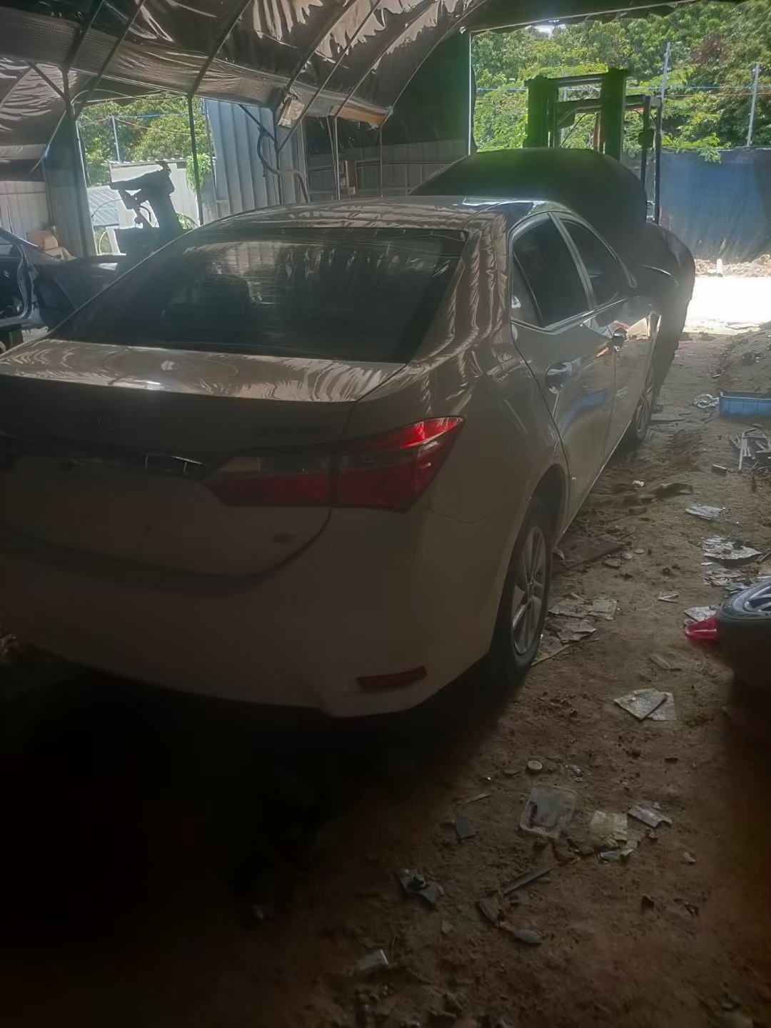 拆车件_14-17丰田卡罗拉后福总成,车门及全车配件