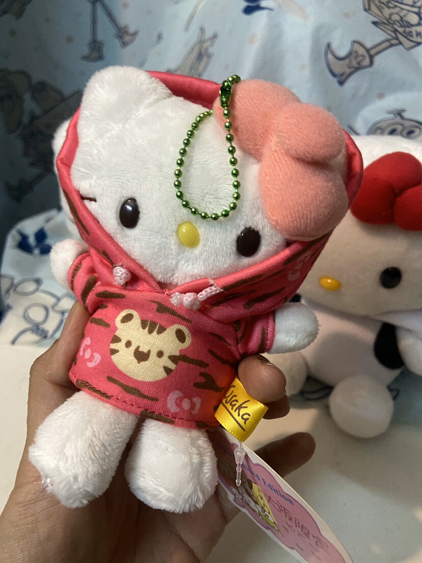 粉色系HelloKitty豹纹外套毛绒玩偶挂件14cm/单个包邮