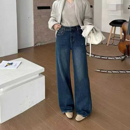 韩尚裤业2025冬季新款小马刺绣加绒加厚阔腿牛仔裤女宽松直筒长裤