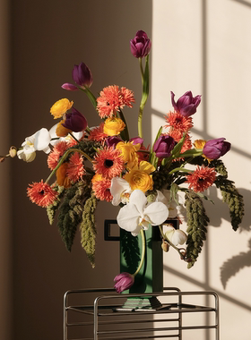 Larva Cosmos | 树脂花瓶 餐桌摆件装饰花器礼物创意家居瑕疵清仓