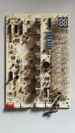 适应用格力柜机空调配件内机显示板D304F3K接收板30563088 控制板