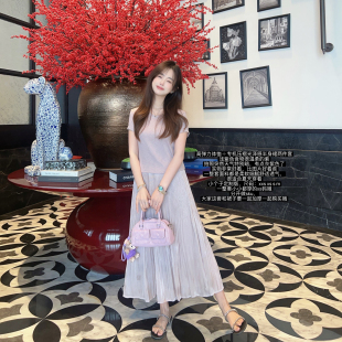 小小家 小个子冷压百褶光泽半身裙+高弹百搭T恤两件套26夏休闲150