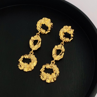 2023年新款lisa同款耳环金属感长款耳饰复古金色夸张港风潮女气质