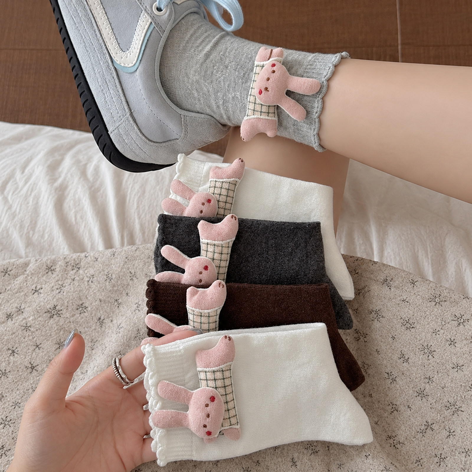 韩系甜美立体小兔公仔袜子木耳边花边中筒百棉袜ins少女心堆堆袜