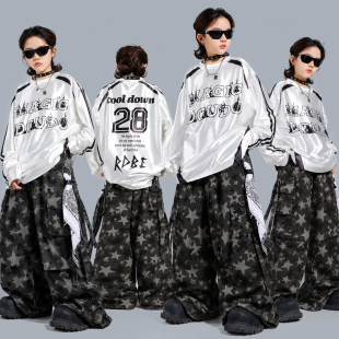 街舞服装儿童嘻哈风白色T恤迷彩裤男女童hiphop架子鼓团体演出服