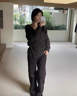 现货PREON工厂自制秋冬新款通勤百搭暖棕色系宽松直筒休闲裤moia