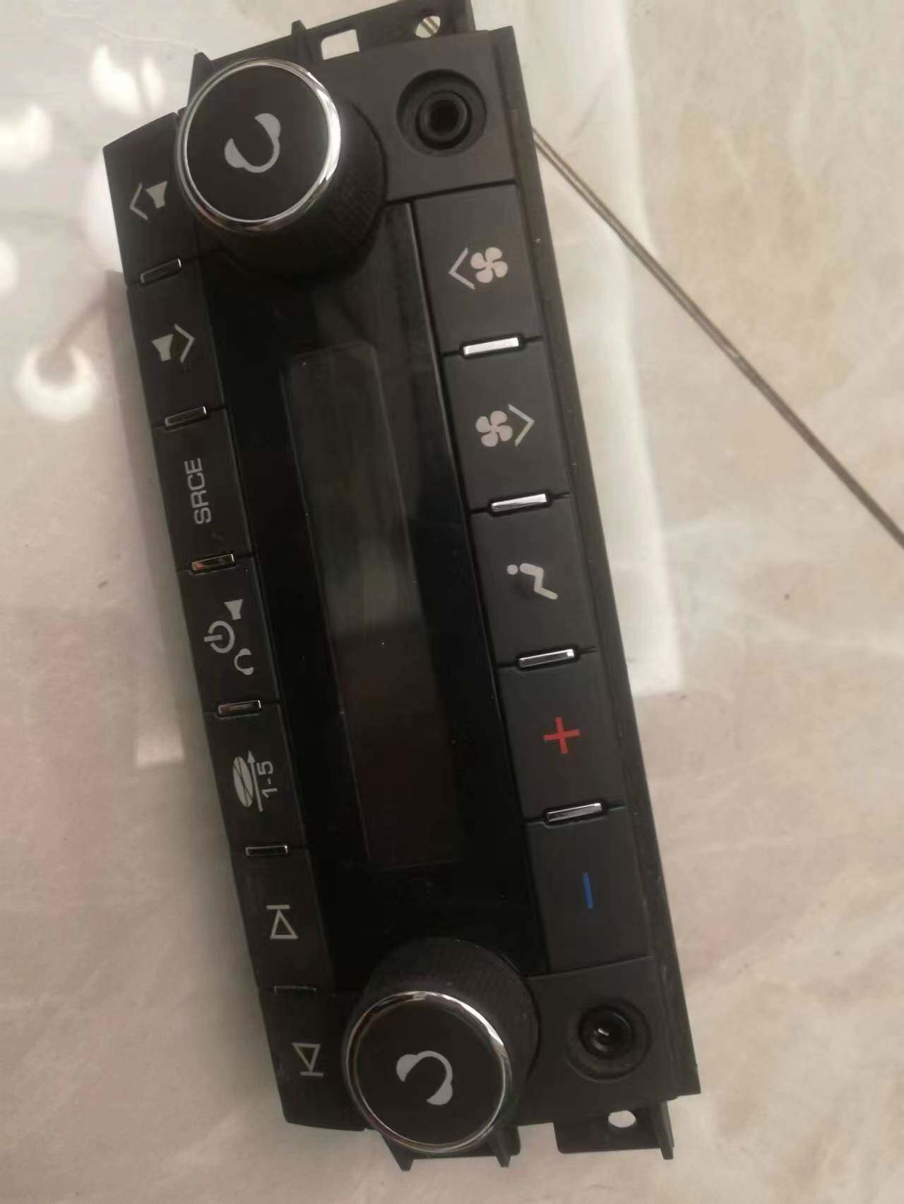 凯迪拉克赛威空调开关面板控制器纯原装拆车配件非全新改装