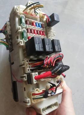 纳智捷S5室内保险丝盒车身模块电脑284B0SN100纯原装拆车配件非新