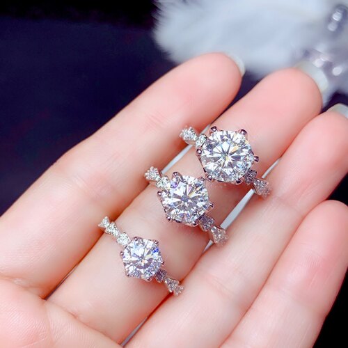 活圈925银镀白金戒指莫桑石空托