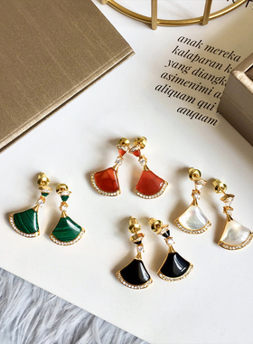 欧美几何扇形小裙子耳钉女小香风镶钻耳环气质轻奢黄铜金属耳饰