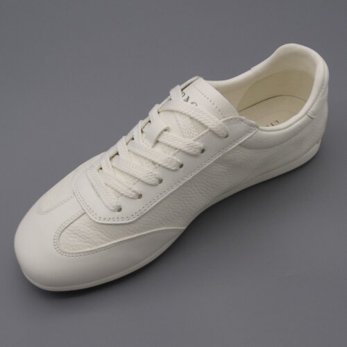 欧洲站2025春季新款时尚休闲板鞋