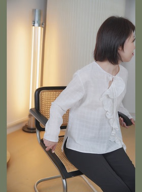 返璞归真～淡人之美白色纯棉暗格纹荷叶边蝴蝶结长袖上衣