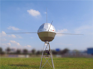 中国4米东方红一号卫星仿真模型航天航空科技摆件航模展厅户外1:1