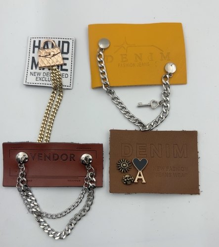 现货五金金属真皮徽章布贴皮标大衣配饰帽子包包金属配件0201层