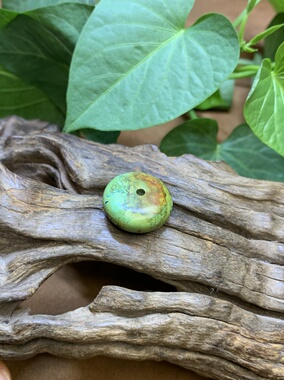 B22一物一图DIY散珠配珠老旧款原矿绿松石直径18mmx8mm约4.5克